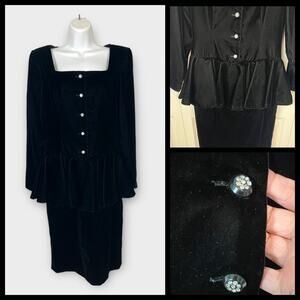 Vintage A J Bari Black Velvet Long Sleeve Peplum Rhinestone Button Dress Size 6